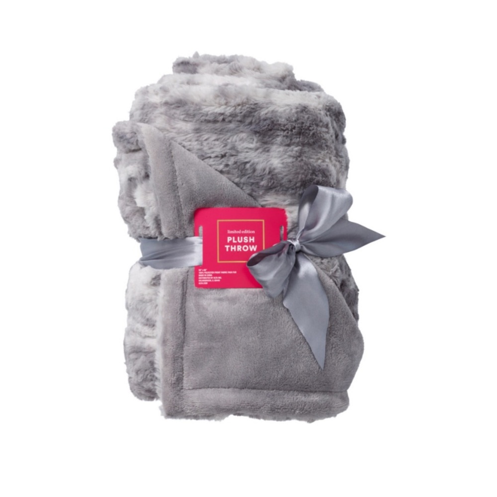 ✨BOGO✨ NWT Ulta Beauty Limited Edition Ultra Soft Plush Throw 50"X60"